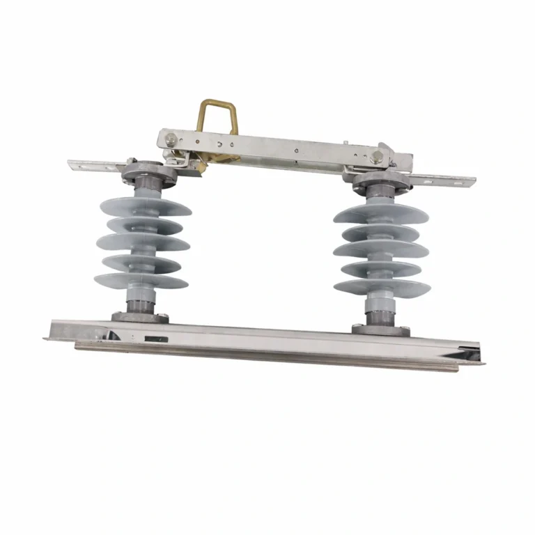 High Voltage Disconnector Switch 15kV 1250A Vertical Type